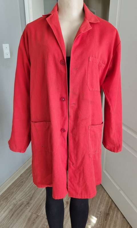 Red ladies Dustcoat  .... From R30 Shipping