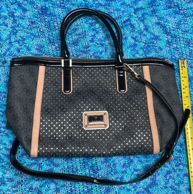Large Beautiful GUESS Bag