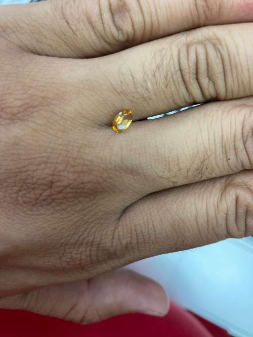 0.39cts Natural Mined Citrine. Oval Cut. 5.9mm x 3.8mm. VVS