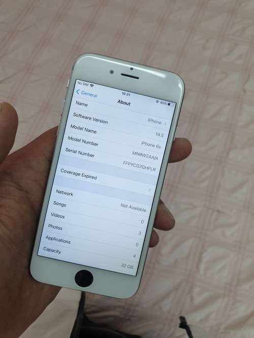 Apple iPhone 6s 32GB - Great Condition. 100% battery health. EVERYTHING WORKS PERFECTLY. Phone Only