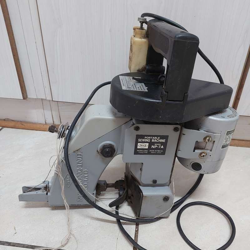 Newlong Co NP-7A Bag closer / portable sewing machine to close bags