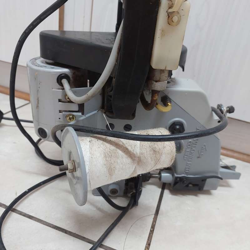 Newlong Co NP-7A Bag closer / portable sewing machine to close bags