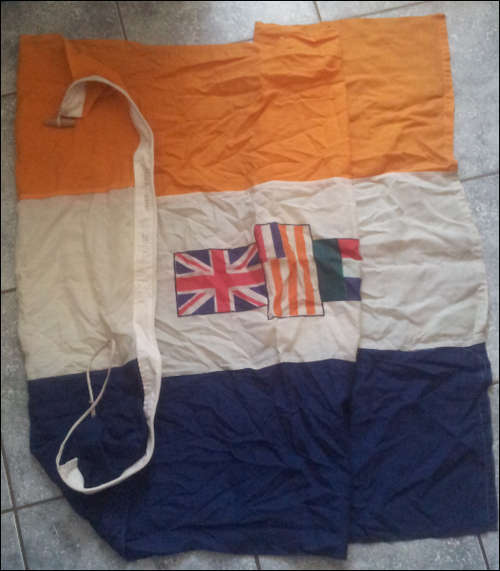 ***REDUCED TO GO*** HUGE 180 x 120cm OLD SOUTH AFRICAN FLAG VERY GOOD CONDITION***