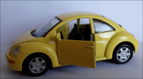 ***MINT CONDITION! VW BEETLE SCALE 1:36 UNBOXED***