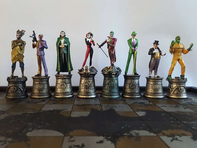 Eaglemoss Batman Chess Set