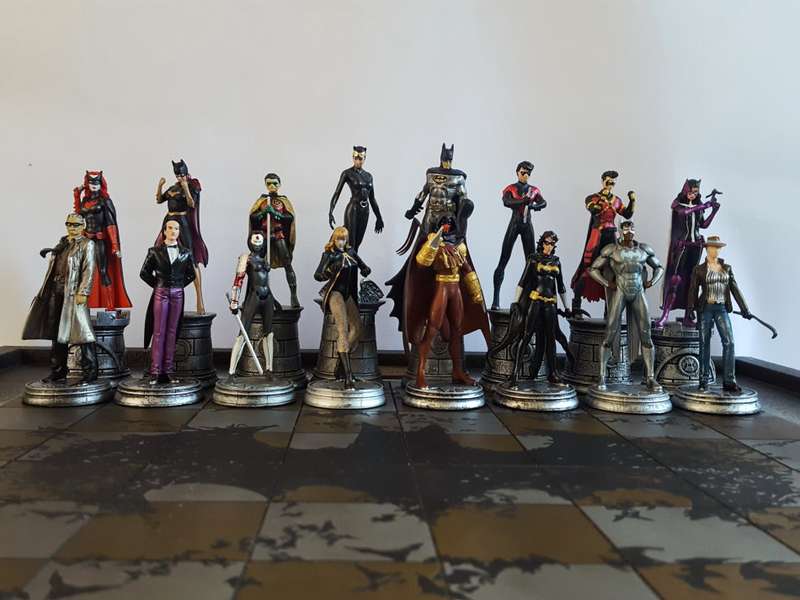 Eaglemoss Batman Chess Set