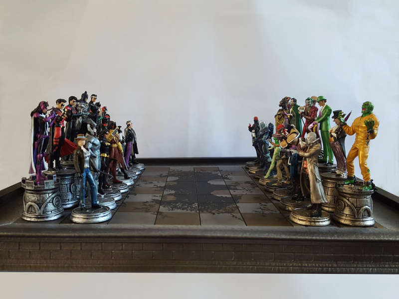 Eaglemoss Batman Chess Set