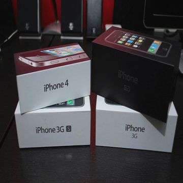 Apple Iphone 4G 32GB Factory unlocked Wholesaler