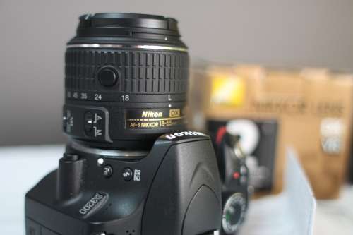 Nikon D3200 24MP with Nikon 18-55mm G VR image stabilized lens, 2530 shutter count.
