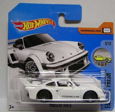 Hotwheels Hot Wheels Diecast Model Car 2017 153 / 365 Porsche 934.5 934 5 1/64 scale new in pack