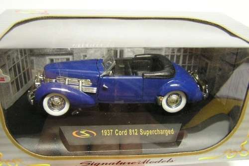 Signature Diecast Model 32312 Cord 812 Supercharged Conv 1937 1/32 scale new in pack