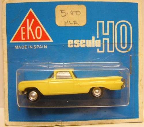 EKO Plastic Model Car 2045 Chevy El Camino Pickup 1/87 HO Railway scale new in pack