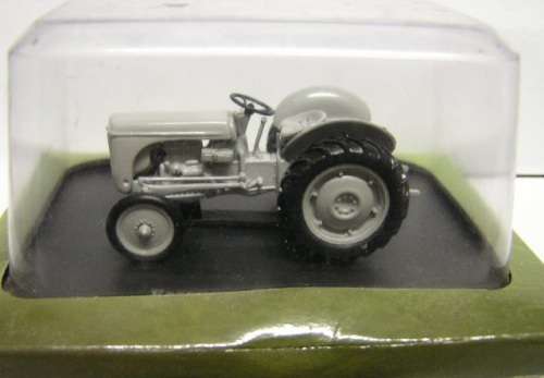 Tractor Diecast Model Collection Massey Ferguson TE 20 TE20 1947 Farm Agricultural 1/43 scale new