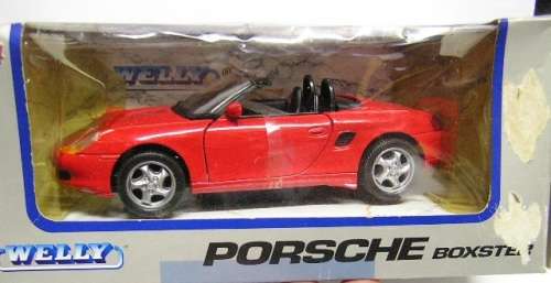 Welly Diecast Model Car Porsche Boxster 1/24 scale in pack