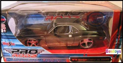 Maisto Diecast Model Car Pro Rodz 31014 Dodge Challenger RT Coupe 1970 1/24 scale new in pack