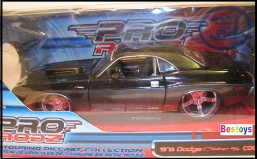 Maisto Diecast Model Car Pro Rodz 31014 Dodge Challenger RT Coupe 1970 1/24 scale new in pack