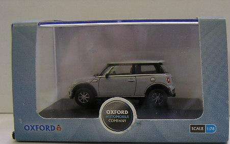 Oxford Diecast Model Car NMN004 , Mini Cooper New BMW , OO 1/76 railway scale , new in box