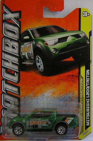 Matchbox Diecast Model Car No 35 Mitsubishi Triton L 200 "Buildit" 2011 on card new in pack
