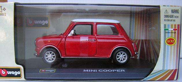 Burago Diecast Model Car Street Classics Mini Cooper 1/32 scale new in pack