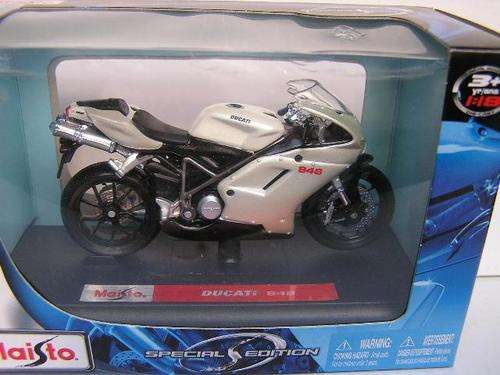 Maisto Diecast Model Motorbike Bike Ducati 848 1/18 scale new in pack