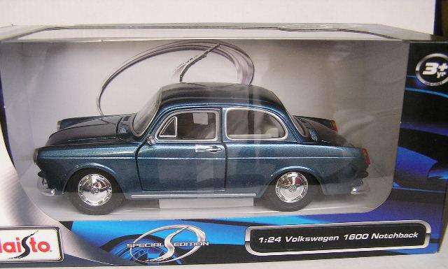 Maisto Diecast Model Car 31265 VW Volkswagen Notchback 1600 1/24 scale new in pack