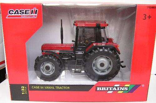 Britains Tomy Diecast Model 42491 Case IH 1056 XL Tractor Farm Agricultural 1/32 scale new in pack