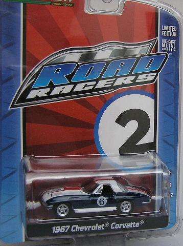 Greenlight Diecast Model Car Road Racers Series Chevy Chevrolet Corvette 1967 No 6 1/64 scale new