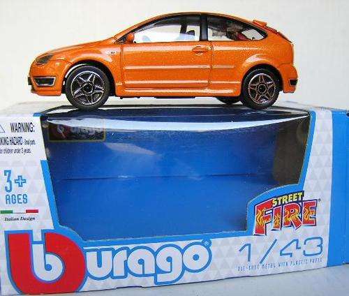 Burago Diecast Model Car Ford Focus ST 1/43 scale new in pack