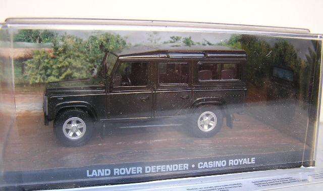 James Bond Diecast Model Car Collection Land Rover Defender 110  Movie Film Casino Royale 1/43 scale