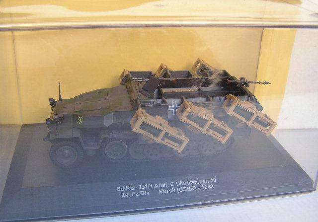 Military Diecast Model Collection Sd.Kfz 251/1 Wurfrahmen 40 Halftrack Kursk USSR 1942 1/43 scale