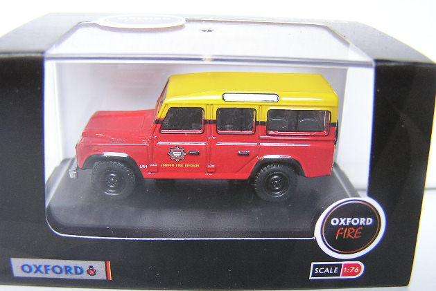 Oxford Diecast Model Car DEF011 Land Rover Defender 110 "London Fire" 1/76 OO railway scale new