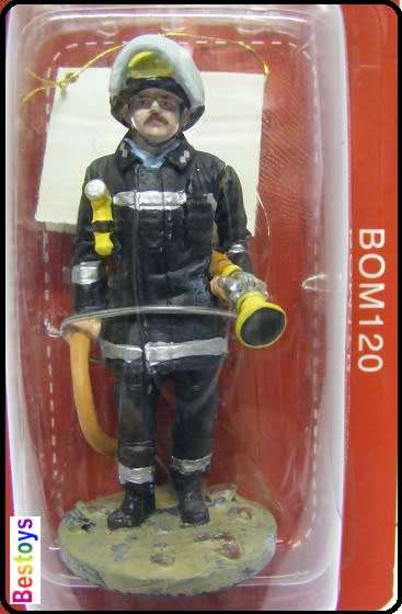 Fire Firefighters Diecast Figure Collection Fireman + hose London UK 1985 54 mm new in pack