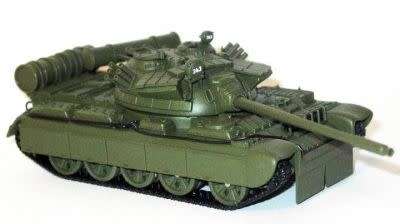 James Bond Diecast Model Collection Tank Movie Film Goldeneye Exclusive 1/43 scale new in pack