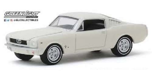 Greenlight Diecast Model Car Exclusive Ford Mustang T 5 T5 1965 German Mustang 1/64 scale new in pac