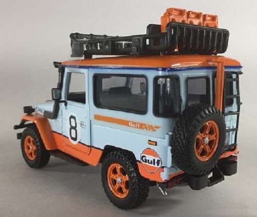 Motormax Motor Max Diecast Model Car 79658 Exclusive Toyota FJ 40 FJ40 Land Cruiser `Gulf` 1/24 scal