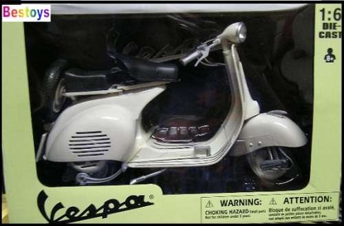 Newray New Ray Diecast Model Scooter Bike Vespa 150 VL 1T 1/6 scale new in pack