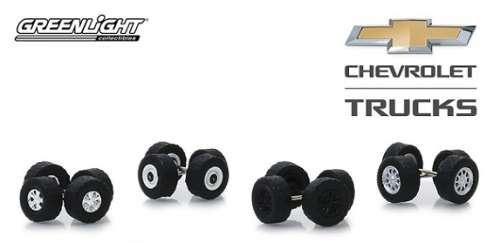 Greenlight Model Car Wheel Set Chevy Chevrolet rubber wheels real riders 1/64 scale new in pack