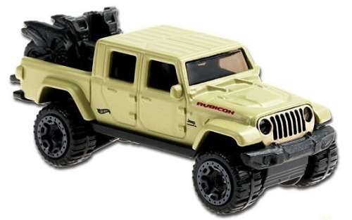 Hotwheels Hot Wheels Diecast Model Car 2020 157 / 250 Jeep Gladiator 2020 + 2 Motorbikes Baja Blazer