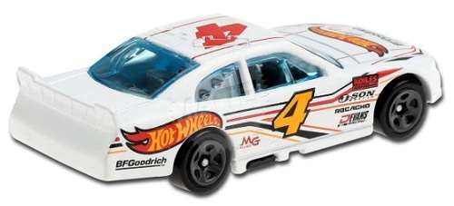 Hotwheels Hot Wheels Diecast Model Car 2020 209/250 Chevy Chevrolet Impala 2010 No 4 Race Team1/64