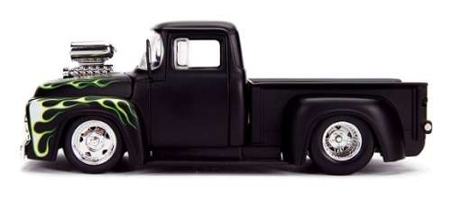 JADA Diecast Model Car 30716 Trucks Ford F 100 F100 Pickup 1956 with Blower 1/24 scale new in pack