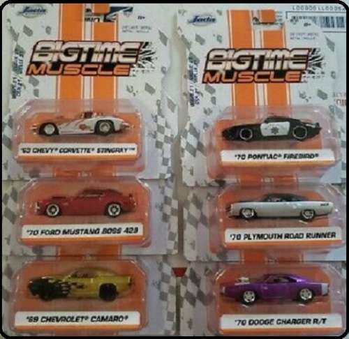 JADA  Diecast Model Car Bigtime Muscle Dodge Charger RT 1970 1/64 scale new in pack