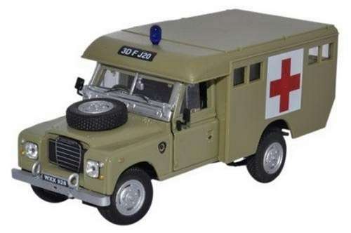 Cararama Hongwell Diecast Model Car Land Rover Series III 3 109 " inch Army Military Ambulance 1/43