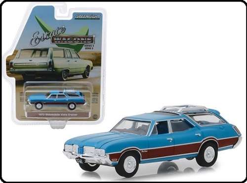 Greenlight Diecast Model Car Estate Wagons Oldsmobile Vista Cruiser 1972 1/64 scale new in pack