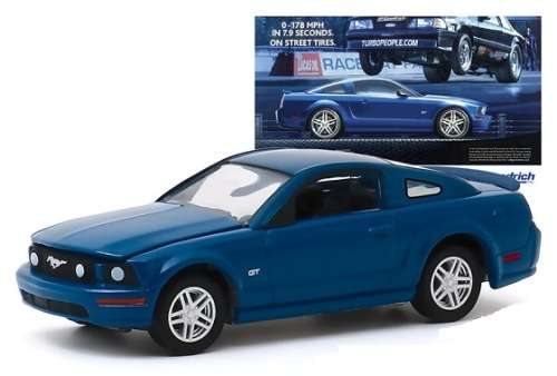 Greenlight Diecast Model Car Exclusive Ford Mustang GT 2009 1/64 scale new in pack