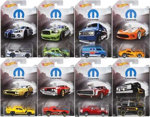 Hotwheels Hot Wheels Diecast Model Car Mopar Dodge Challenger RT 1970 1/64 scale new in pack