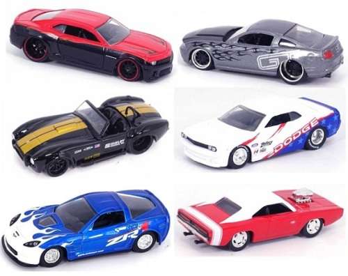 JADA  Diecast Model Car Bigtime Muscle Dodge Challenger SRT 8 SRT8 2008 1/64 scale new in pack