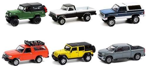 Greenlight Diecast Model Car All Terrain Chevy Chevrolet Silverado Pickup 2020 Offroad 1/64 scale