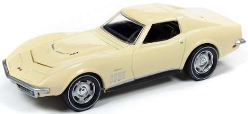 Racing Champions Diecast Model Car Chevy Chevrolet Corvette 1969 1/64 scale new in pack
