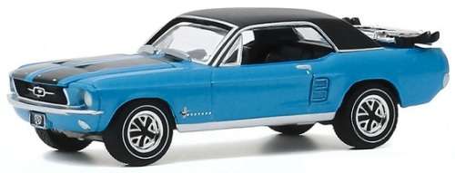 Greenlight Exclusive Ford Mustang Ski Country Special 1967 + Skis 1/64 scale