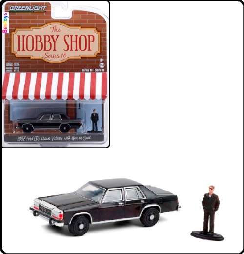Greenlight Diecast Model Car Hobby Shop Ford LTD Crown Victoria 1987 + Figure Man in suit 1/64 scale